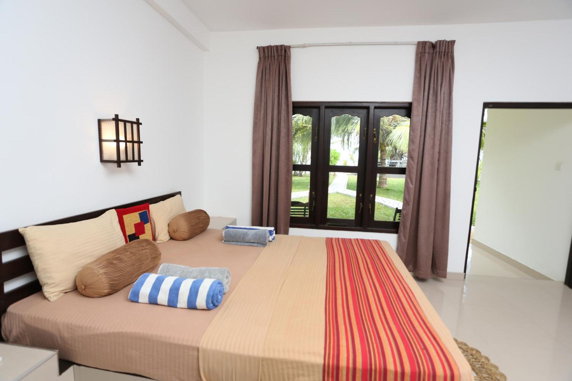 Blue Ocean Resort Netolpitiya Exterior foto